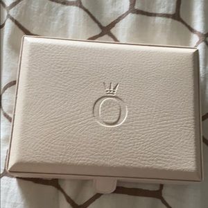 Pandora charms box